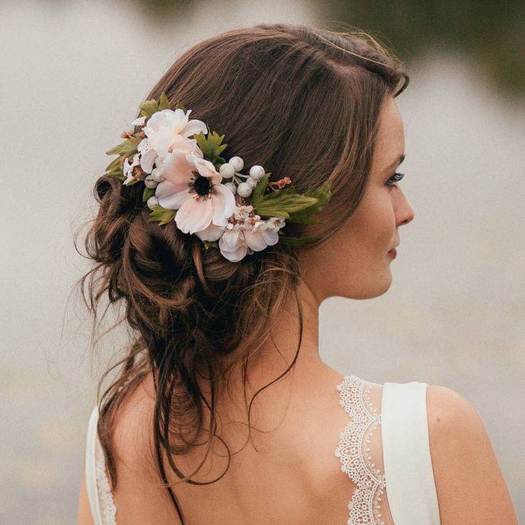 Flowers for wedding hairstyle