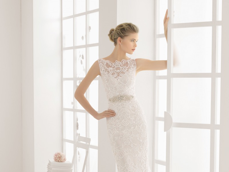 What Are the Best Wedding Dresses for Petite Brides | The Best Wedding  Dresses