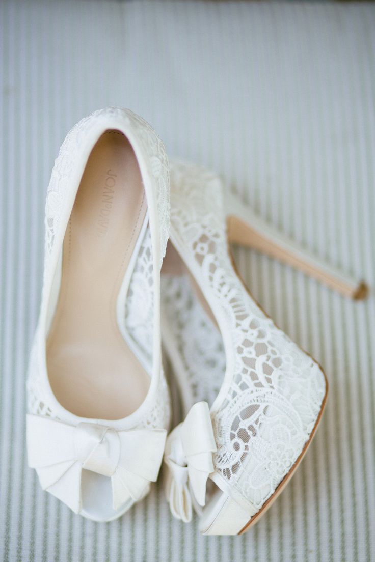 Wedding shoes with high heels
