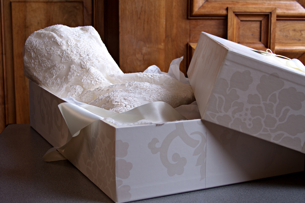 If you want to have your wedding gown boxed,be ready to pay extra