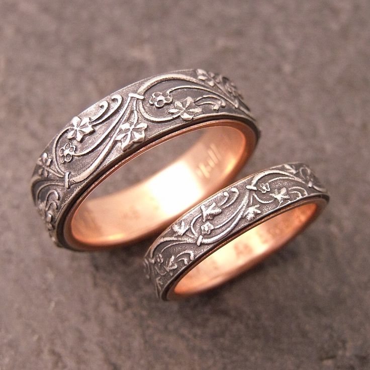 Vintage wedding rings for him and her