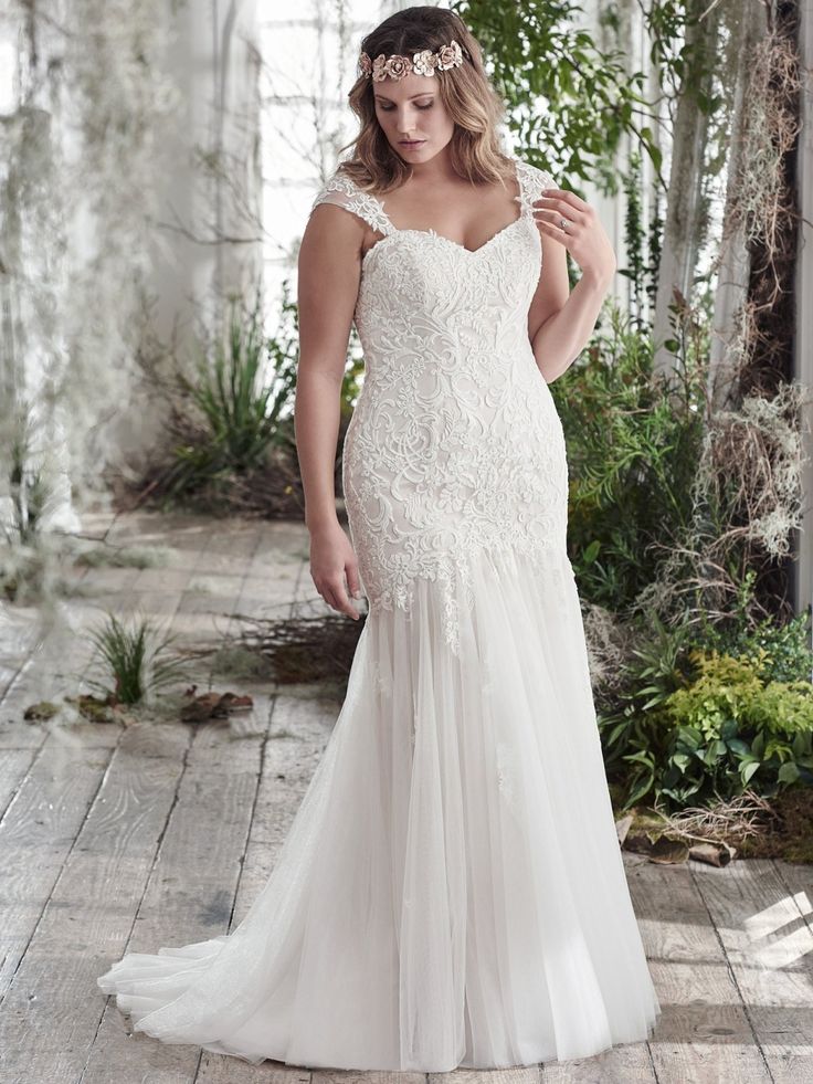 Plus size fit-and-flare wedding dress