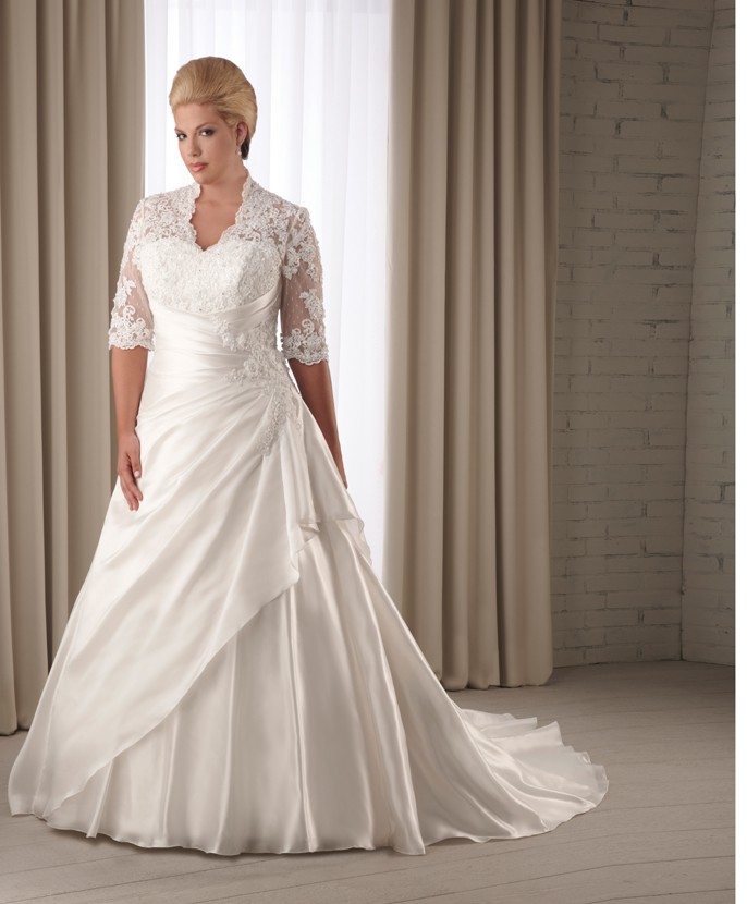 plus-size-3-4-lace-sleeves-wedding-dress-gown