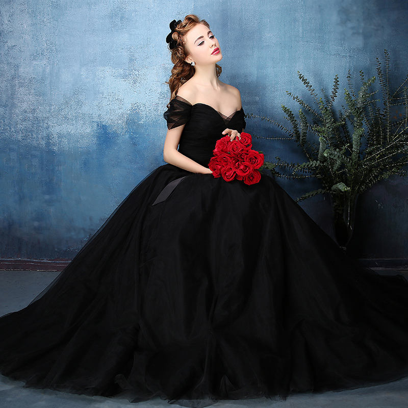 black wedding dress meaning