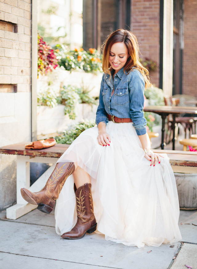 A tulle skirt and denim shirt for wedding