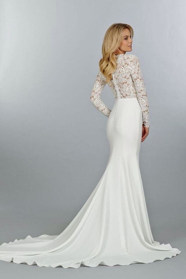 Pallas Couture wedding gown
