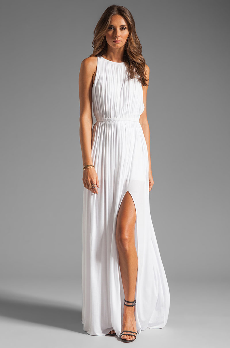 A simple country wedding dress with high slit