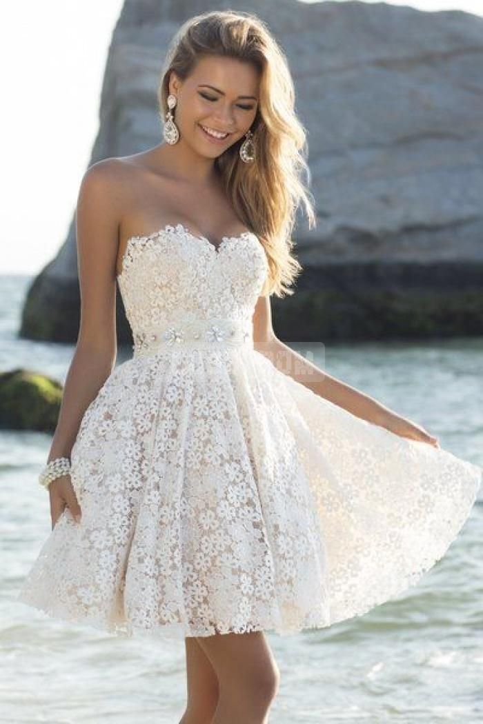 Strapless lace short wedding dress