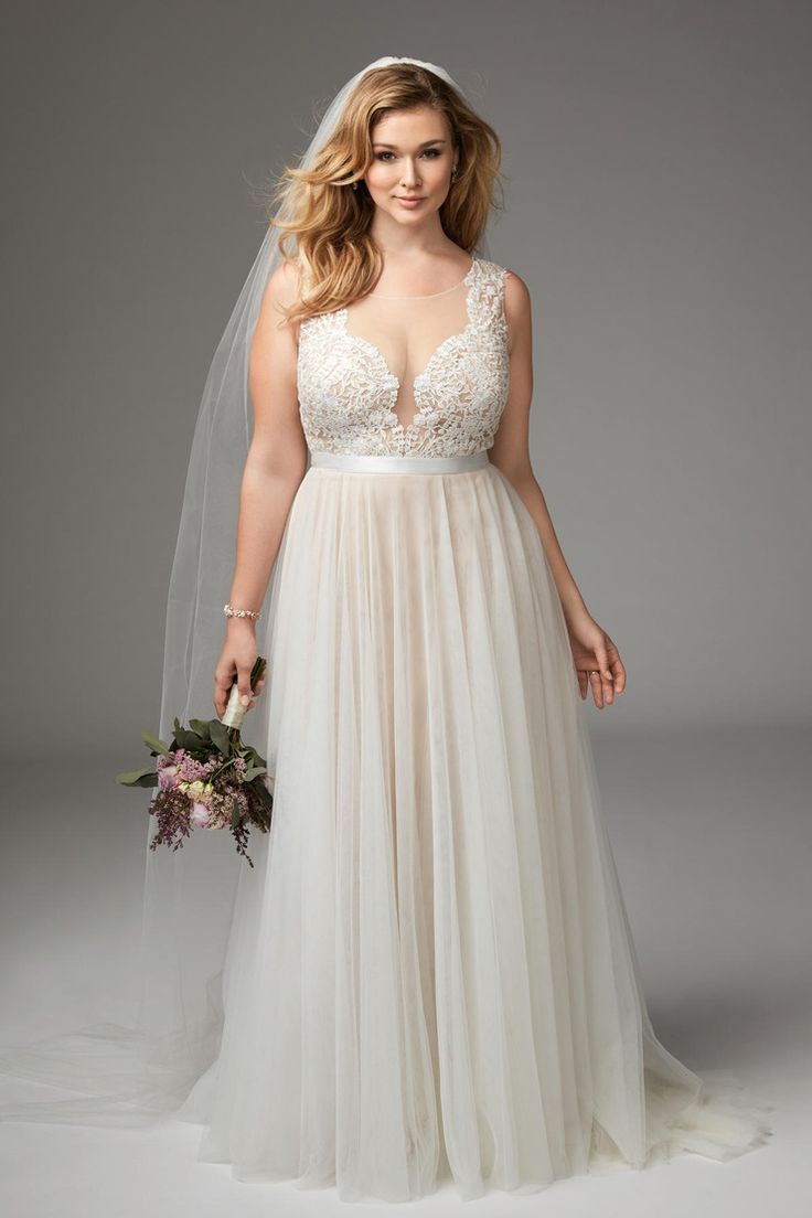 Plus size bridal gown