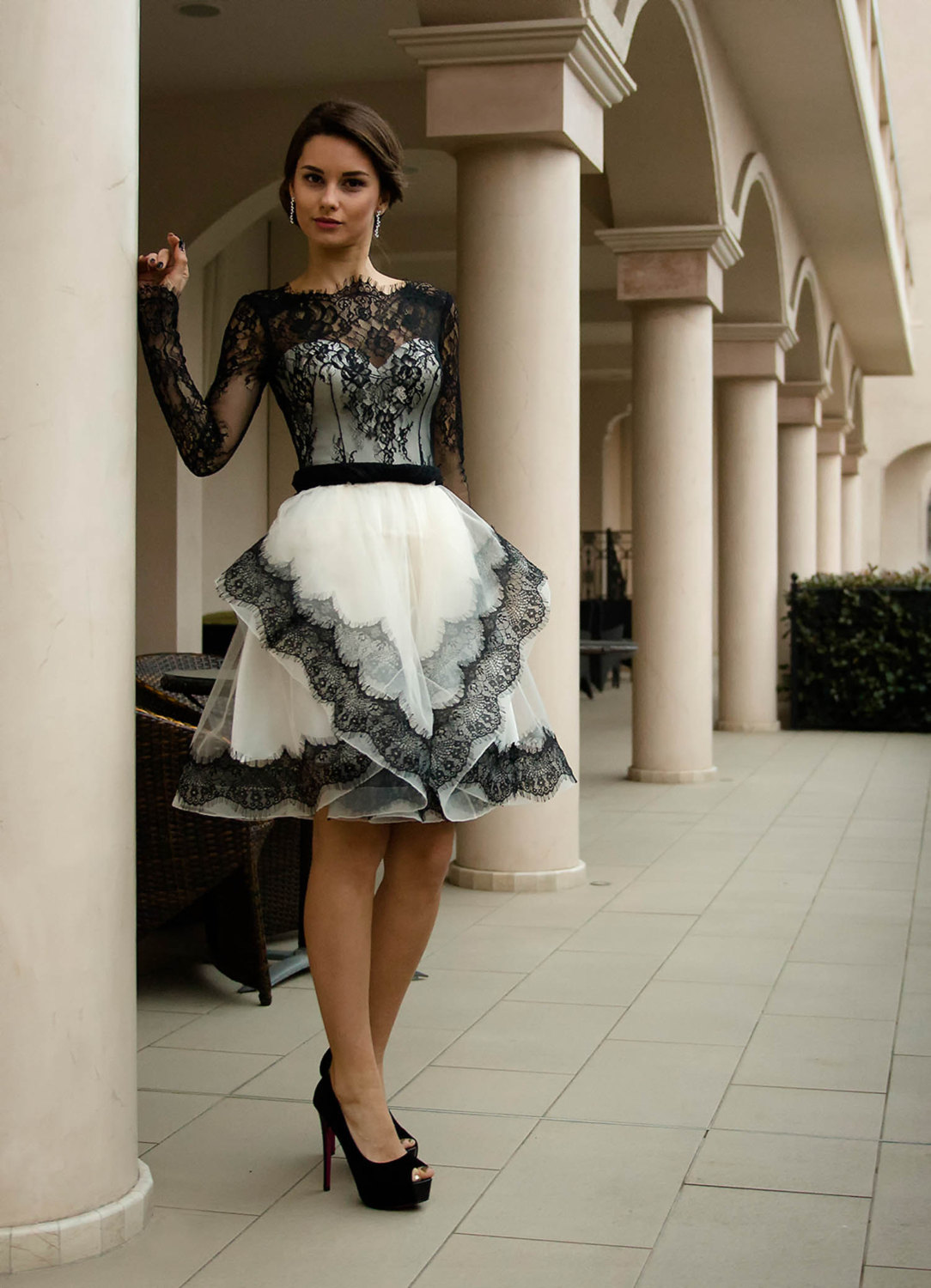 black and white lace dress with sleeves