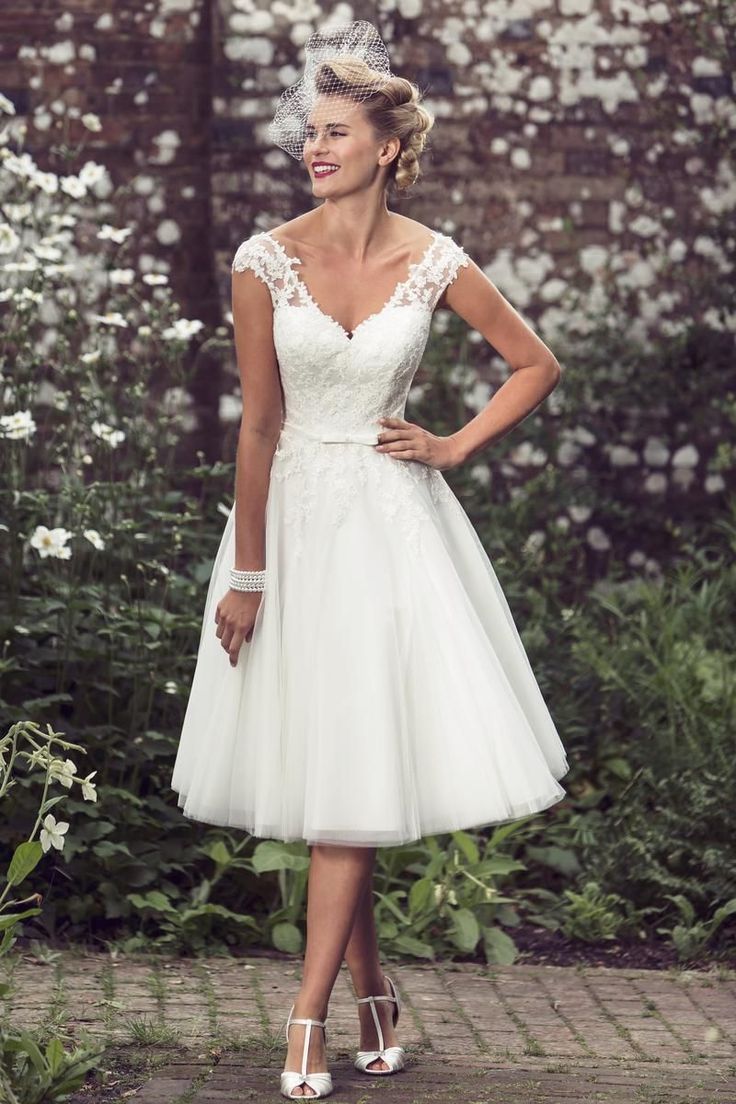 Black and White Wedding Dresses Tea Length Off the Shoulder A-Line Bridal Gowns 