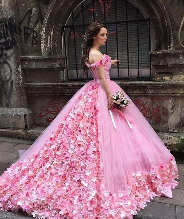 10 Cool Ideas Of Colorful Bridal Dresses For Wedding And Reasons To Wear Them The Best Wedding