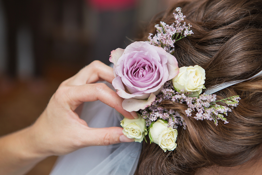 Wedding hairstyle with flowers