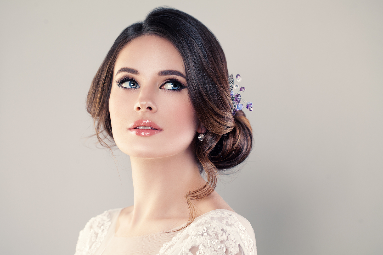 Best hairstyle clearance for wedding dress