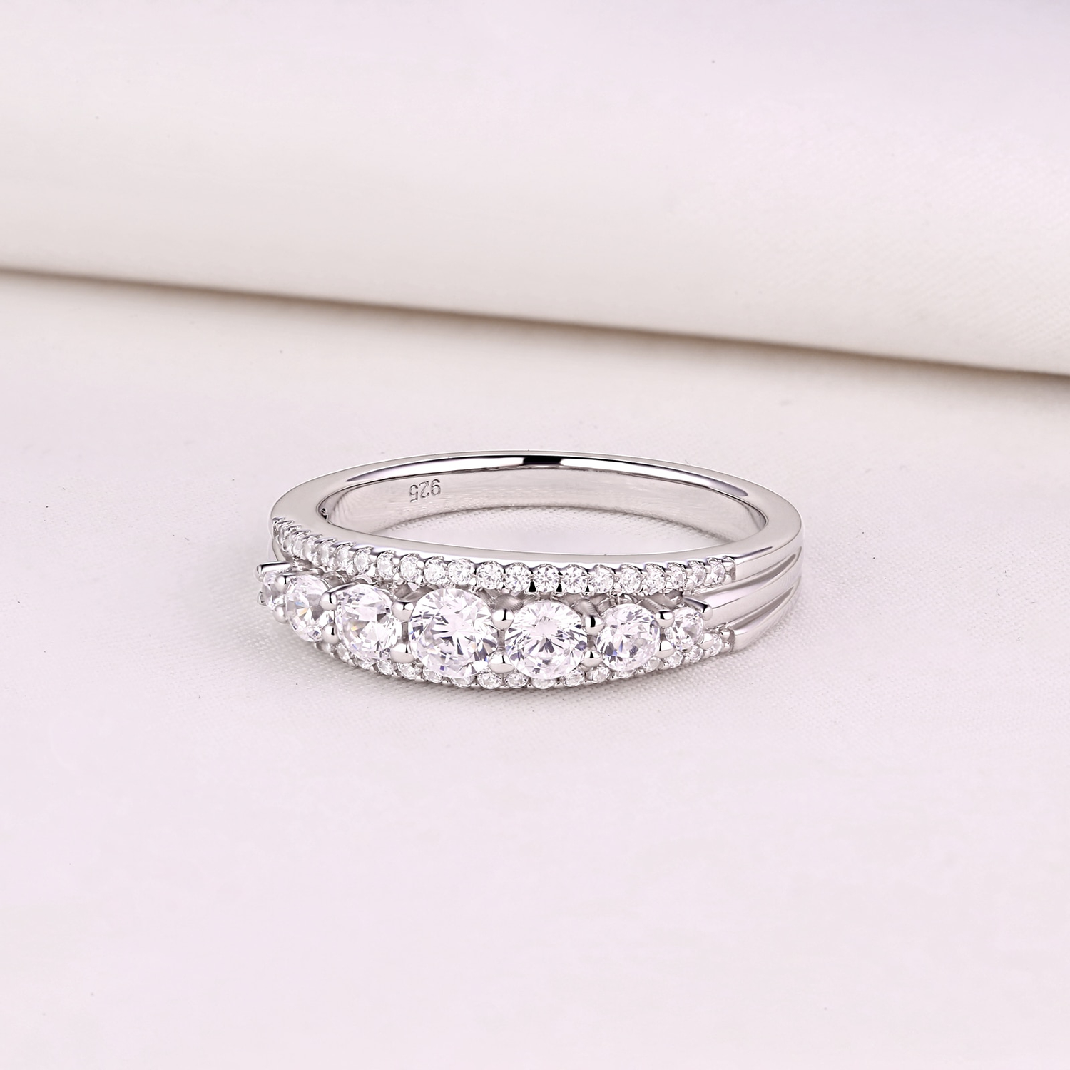 Wedding ring with crystals