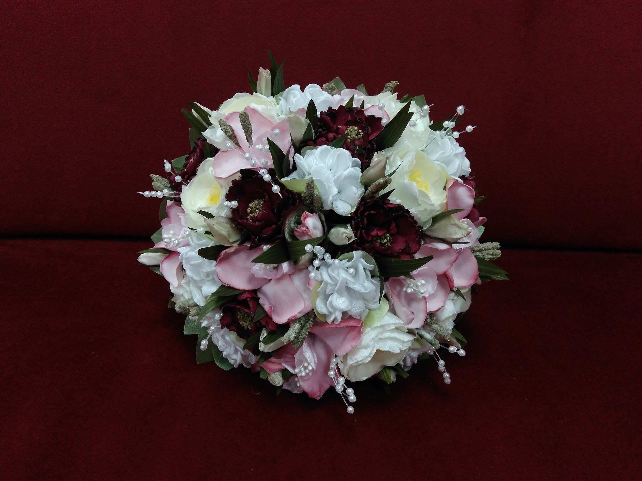 Burgundy and pink wedding bouquet