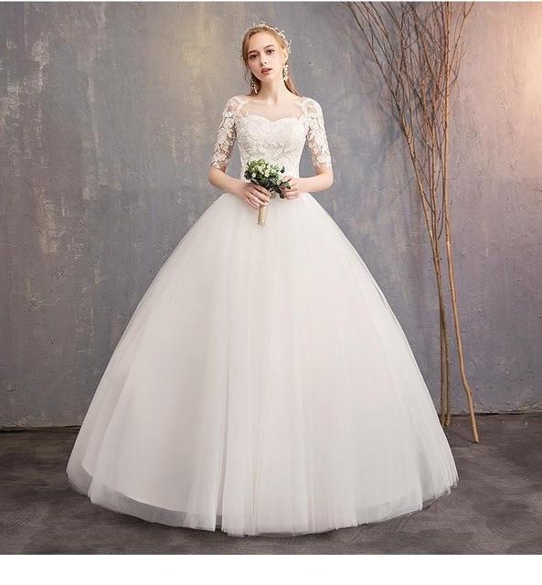 Princess wedding dress with lace sleeves