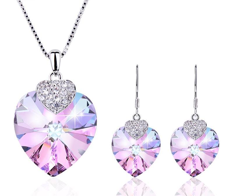 Heart-shaped jewelry set