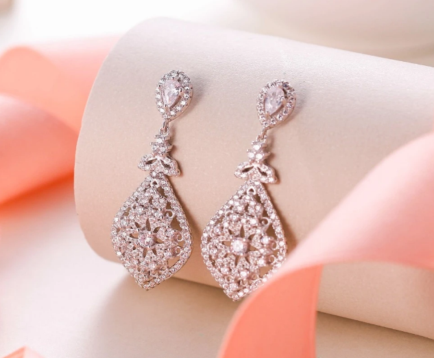 Wedding earrings