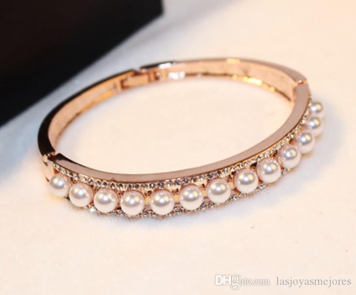 Gold Plated Rhinestone and Pearls Bracelet
