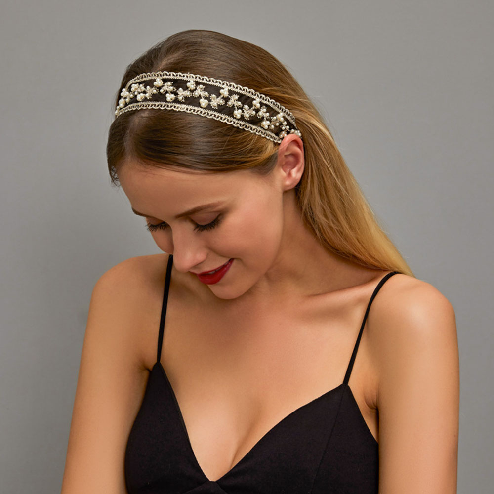 Headband with intricate pattern
